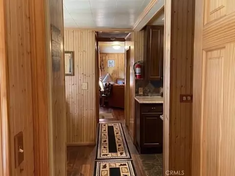 Entry Way - 437 Victoria Ln, Sugarloaf, CA 92386 photo 1 of 1