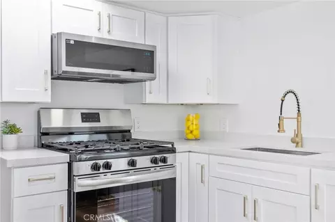 26135 Baseline Rd #18, Highland, CA 92346