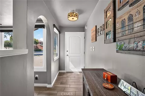 Entry Way - 230 E Pioneer, Redlands, CA 92374 photo 1 of 2