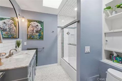 Bath - 31016 E Sunset Dr N, Redlands, CA 92373 photo 6 of 6