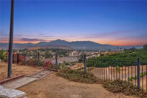 Exterior - 31016 E Sunset Dr N, Redlands, CA 92373 photo 15 of 15