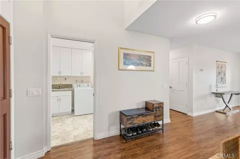 Entry Way - 31016 E Sunset Dr N, Redlands, CA 92373 photo 4 of 4