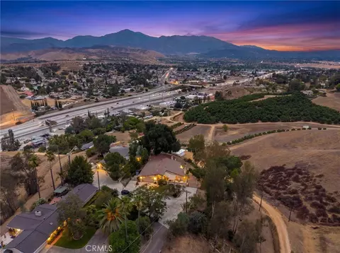 View/Area - 31016 E Sunset Dr N, Redlands, CA 92373 photo 1 of 4