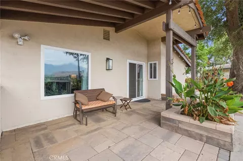 Exterior - 31016 E Sunset Dr N, Redlands, CA 92373 photo 7 of 15