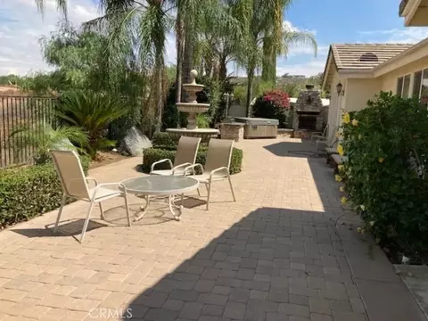 Exterior - 16005 Regency Rnch, Riverside, CA 92504 photo 10 of 18