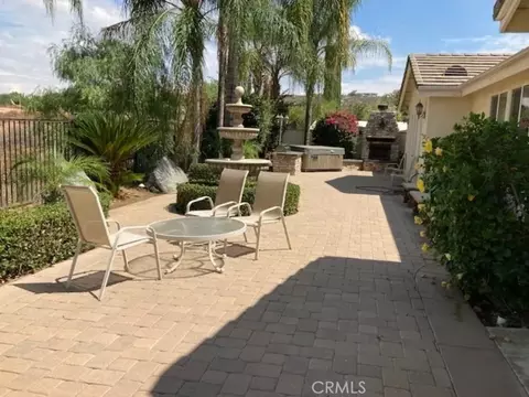 Exterior - 16005 Regency Rnch, Riverside, CA 92504 photo 7 of 8