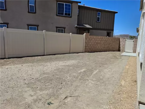 Exterior - 29458 Upper Creek Loop, Winchester, CA 92596 photo 4 of 6