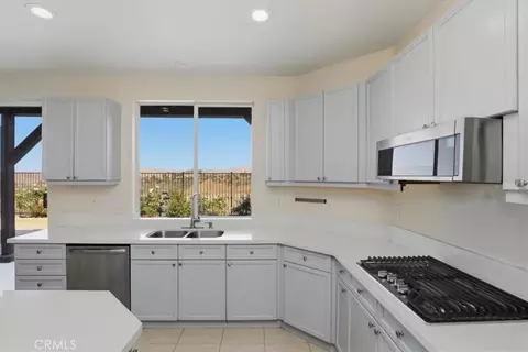 Kitchen - 4469 Driving Range, Corona, CA 92883 photo 1 of 4