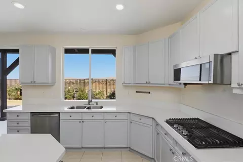 Kitchen - 4469 Driving Range, Corona, CA 92883 photo 1 of 4