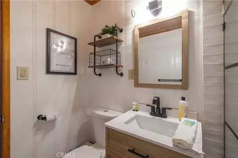 Bath - 42855 Willow Ave, Big Bear Lake, CA 92315 photo 2 of 2