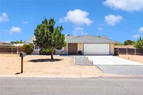 Exterior - 22779 El Centro, Apple Valley, CA 92307 photo 3 of 14