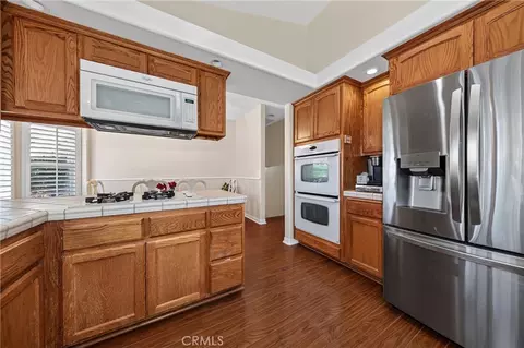 Kitchen - 11666 Madison St, Yucaipa, CA 92399 photo 3 of 4