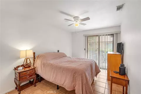 Bedroom - 19233 Elm, Apple Valley, CA 92308 photo 2 of 2