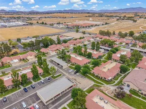 View/Area - 19233 Elm, Apple Valley, CA 92308 photo 3 of 8