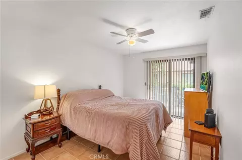 Bedroom - 19233 Elm, Apple Valley, CA 92308 photo 1 of 2
