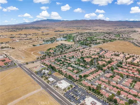 View/Area - 19233 Elm, Apple Valley, CA 92308 photo 6 of 8