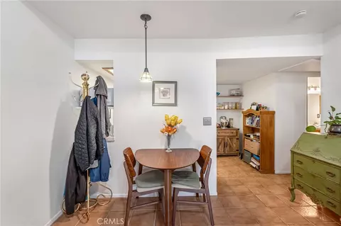 Dining - 19233 Elm, Apple Valley, CA 92308 photo 1 of 2