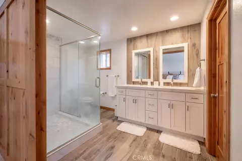 Bath - 352 Feldstrasse, Big Bear Lake, CA 92315 photo 1 of 6
