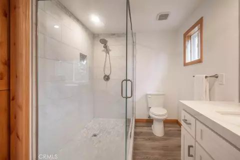 Bath - 352 Feldstrasse, Big Bear Lake, CA 92315 photo 2 of 6