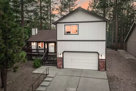 Exterior - 352 Feldstrasse, Big Bear Lake, CA 92315 photo 4 of 17