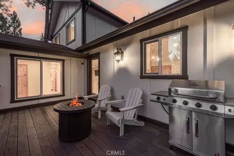 Exterior - 352 Feldstrasse, Big Bear Lake, CA 92315 photo 6 of 17