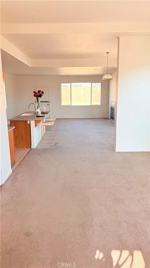 Living - 1360 Savanna, Barstow, CA 92311 photo 1 of 2