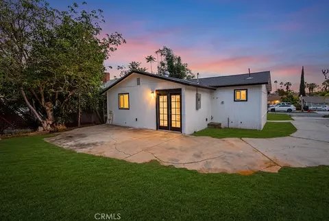 Exterior - 1935 Spring Gdn, Riverside, CA 92507 photo 4 of 8