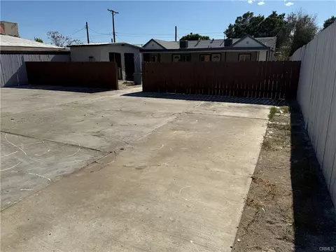 Exterior - 84057 Manila, Indio, CA 92201 photo 3 of 9