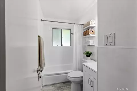 Bath - 186 N N Ctr, Redlands, CA 92373 photo 1 of 2
