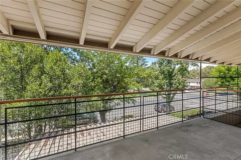 Exterior - 186 N N Ctr, Redlands, CA 92373 photo 4 of 9
