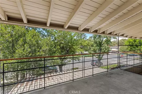 Exterior - 186 N N Ctr, Redlands, CA 92373 photo 4 of 9