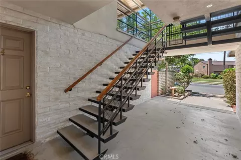 Exterior - 186 N N Ctr, Redlands, CA 92373 photo 2 of 9