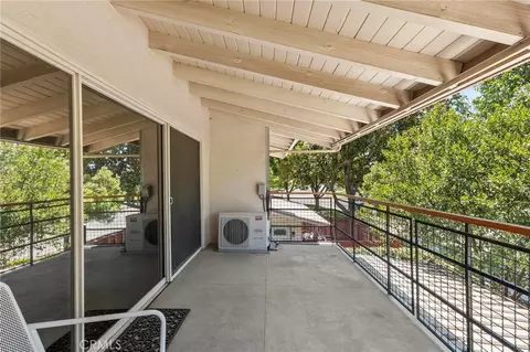 Exterior - 186 N N Ctr, Redlands, CA 92373 photo 5 of 9