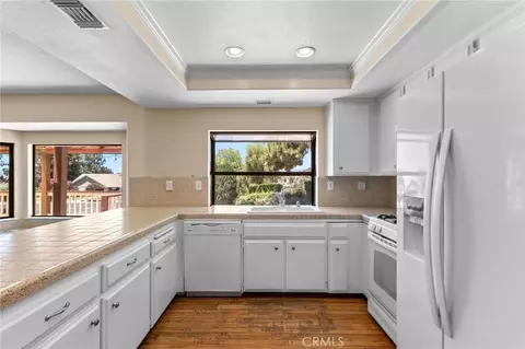 Kitchen - 13195 Serape Ct, Yucaipa, CA 92399 photo 3 of 3