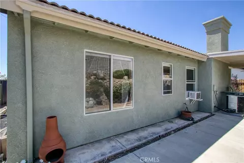 Exterior - 1362 Plumwood Dr, Mentone, CA 92359 photo 9 of 15