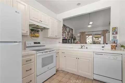 Kitchen - 1362 Plumwood Dr, Mentone, CA 92359 photo 2 of 2