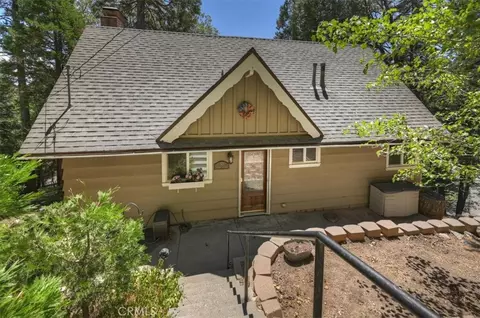 Exterior - 363 Castle Gate, Lake Arrowhead, CA 92352 photo 1 of 12