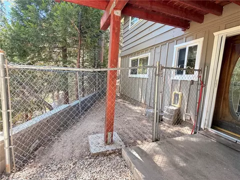 Exterior - 363 Castle Gate, Lake Arrowhead, CA 92352 photo 8 of 12