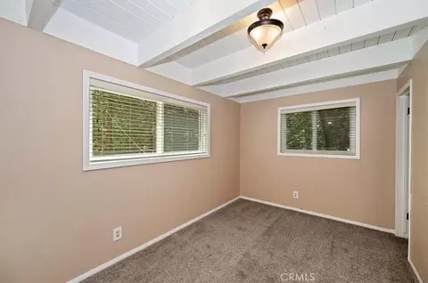 Bedroom - 363 Castle Gate, Lake Arrowhead, CA 92352 photo 7 of 7