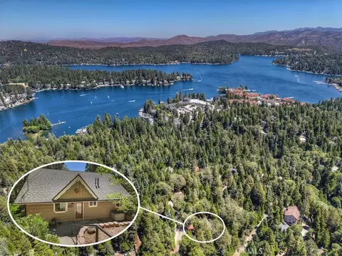 View/Area - 363 Castle Gate, Lake Arrowhead, CA 92352 photo 1 of 1