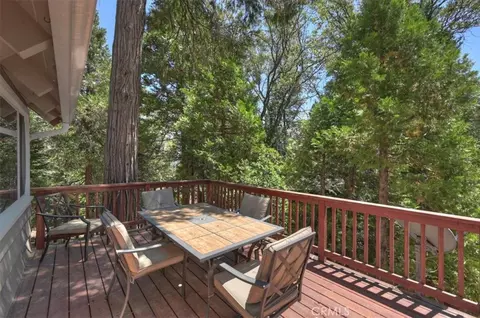 Exterior - 363 Castle Gate, Lake Arrowhead, CA 92352 photo 4 of 9