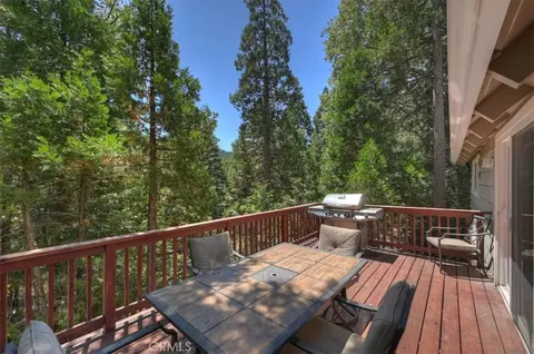 Exterior - 363 Castle Gate, Lake Arrowhead, CA 92352 photo 6 of 9