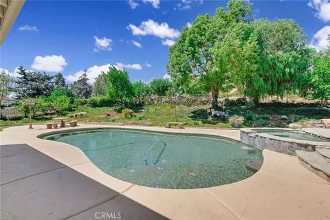 Exterior - 10389 Walnut Grove Ct, Yucaipa, CA 92399 photo 3 of 11