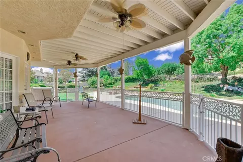 Exterior - 10389 Walnut Grove Ct, Yucaipa, CA 92399 photo 10 of 11