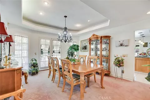 Dining - 10389 Walnut Grove Ct, Yucaipa, CA 92399 photo 1 of 4