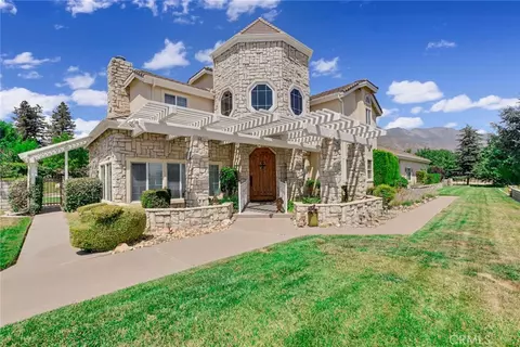 Exterior - 10389 Walnut Grove Ct, Yucaipa, CA 92399 photo 2 of 11