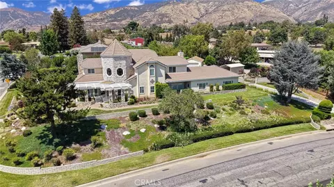 View/Area - 10389 Walnut Grove Ct, Yucaipa, CA 92399 photo 3 of 11