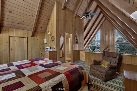 Bedroom - 815 Zurich Dr, Lake Arrowhead, CA 92352 photo 5 of 6