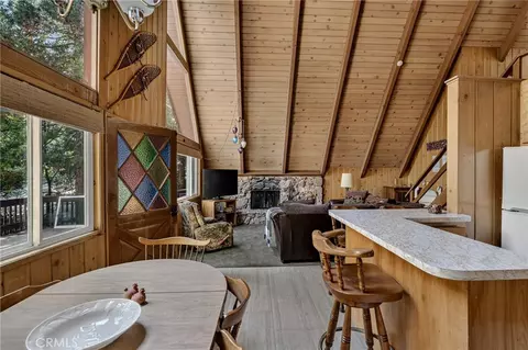 Dining - 815 Zurich Dr, Lake Arrowhead, CA 92352 photo 1 of 3