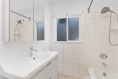 Bath - 6714 Palm, Riverside, CA 92506 photo 1 of 1